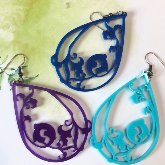 Victorian Art Deco Acrylic Earrings Various Colors - Picture 6 of 8